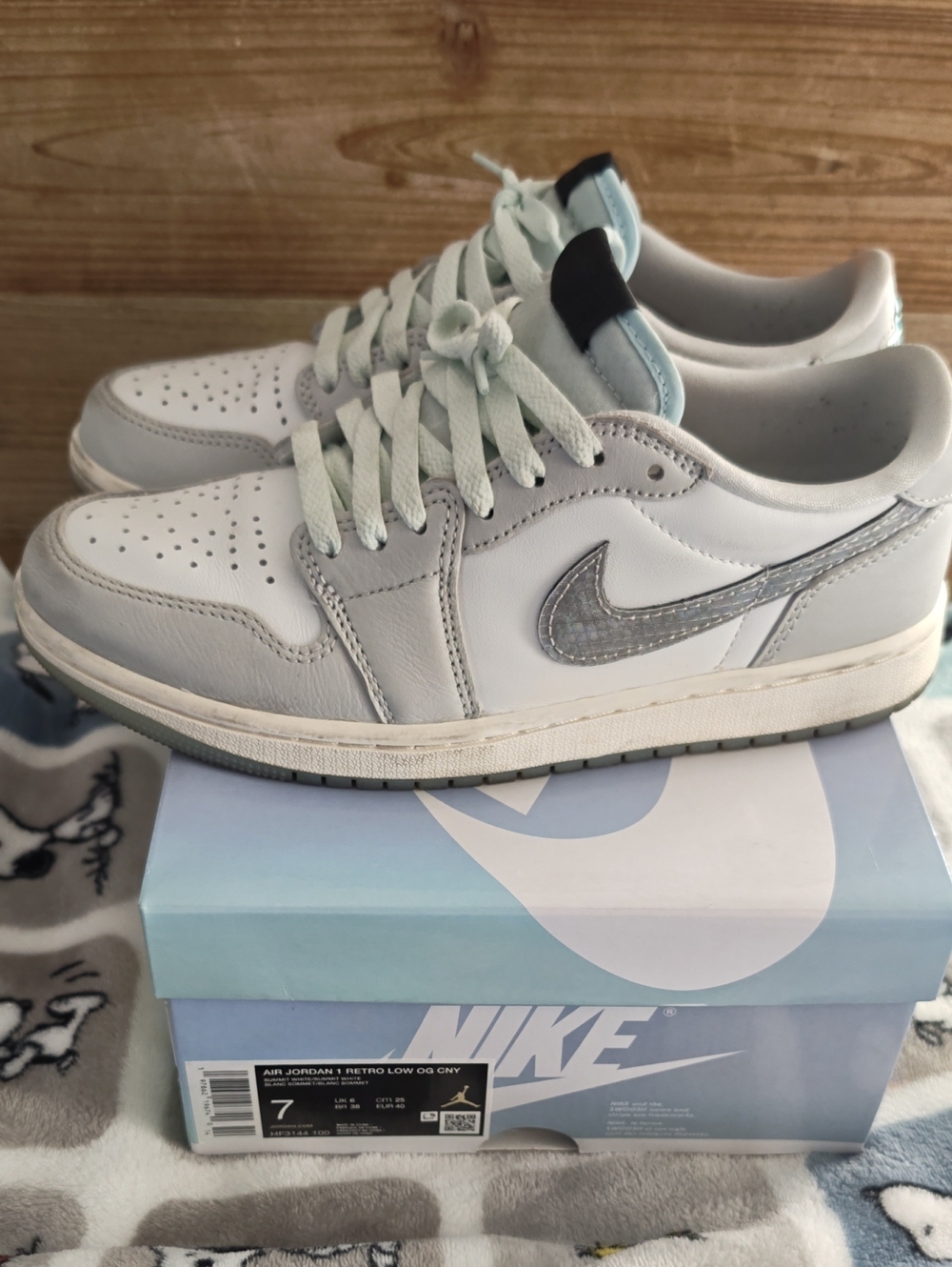 Nike Air Jordan 1 Retro Low OG CNY Men's Size 7 - Picture 2 of 7